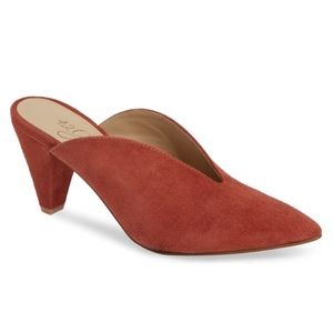 42 Gold Suede Shoe Overcome Tobacco